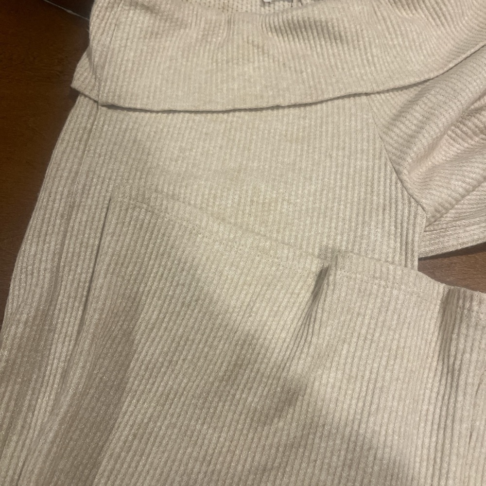 Beige Ribbed Flare Pants - Picture 3 of 4